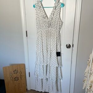 Lulus white polka dot maxi dress, XL, never worn brand new.